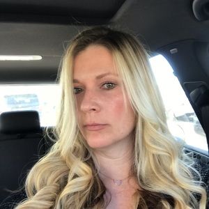 Meet your Posher, Christen